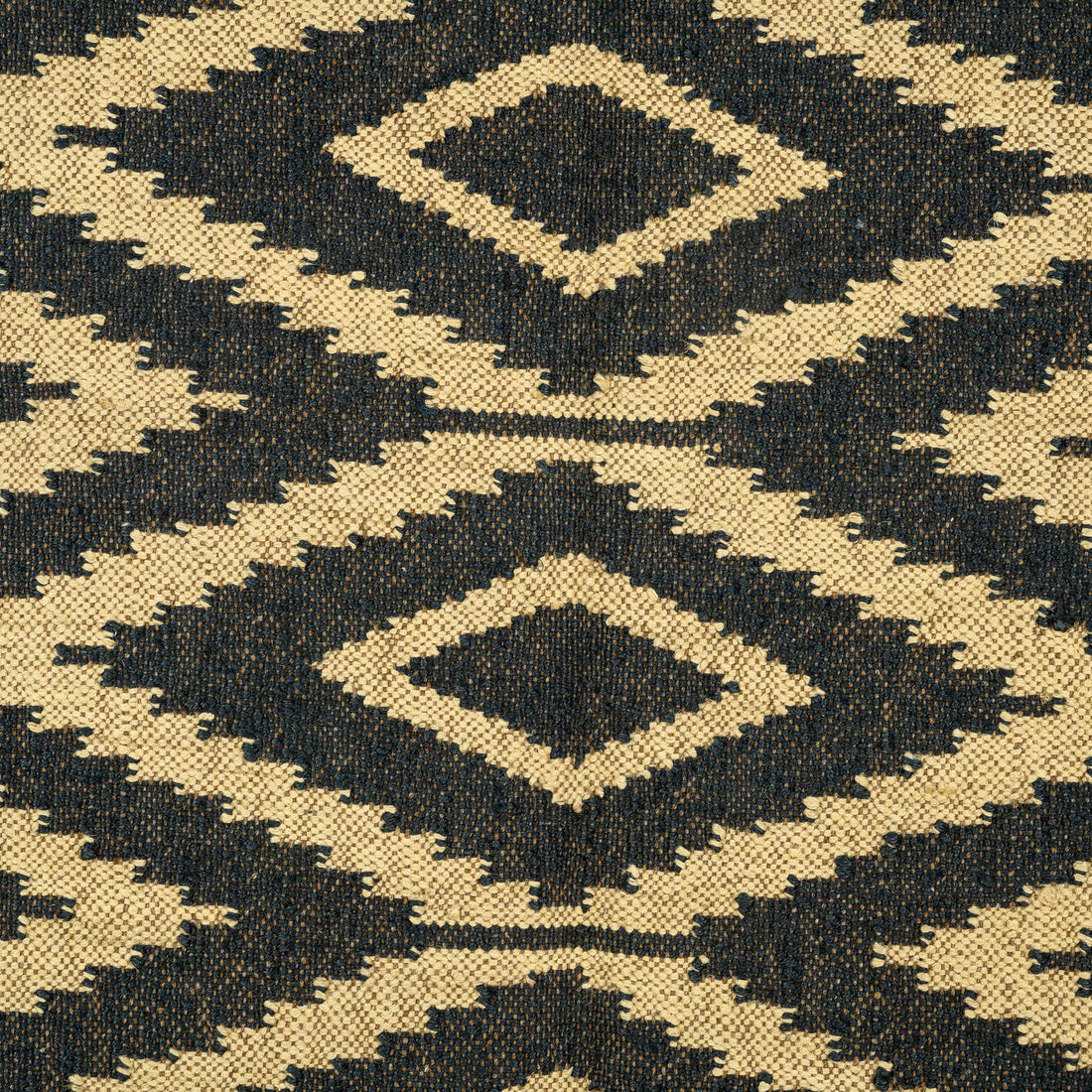 Handwoven Wool Jute Rug – Black & Natural Diamond Pattern