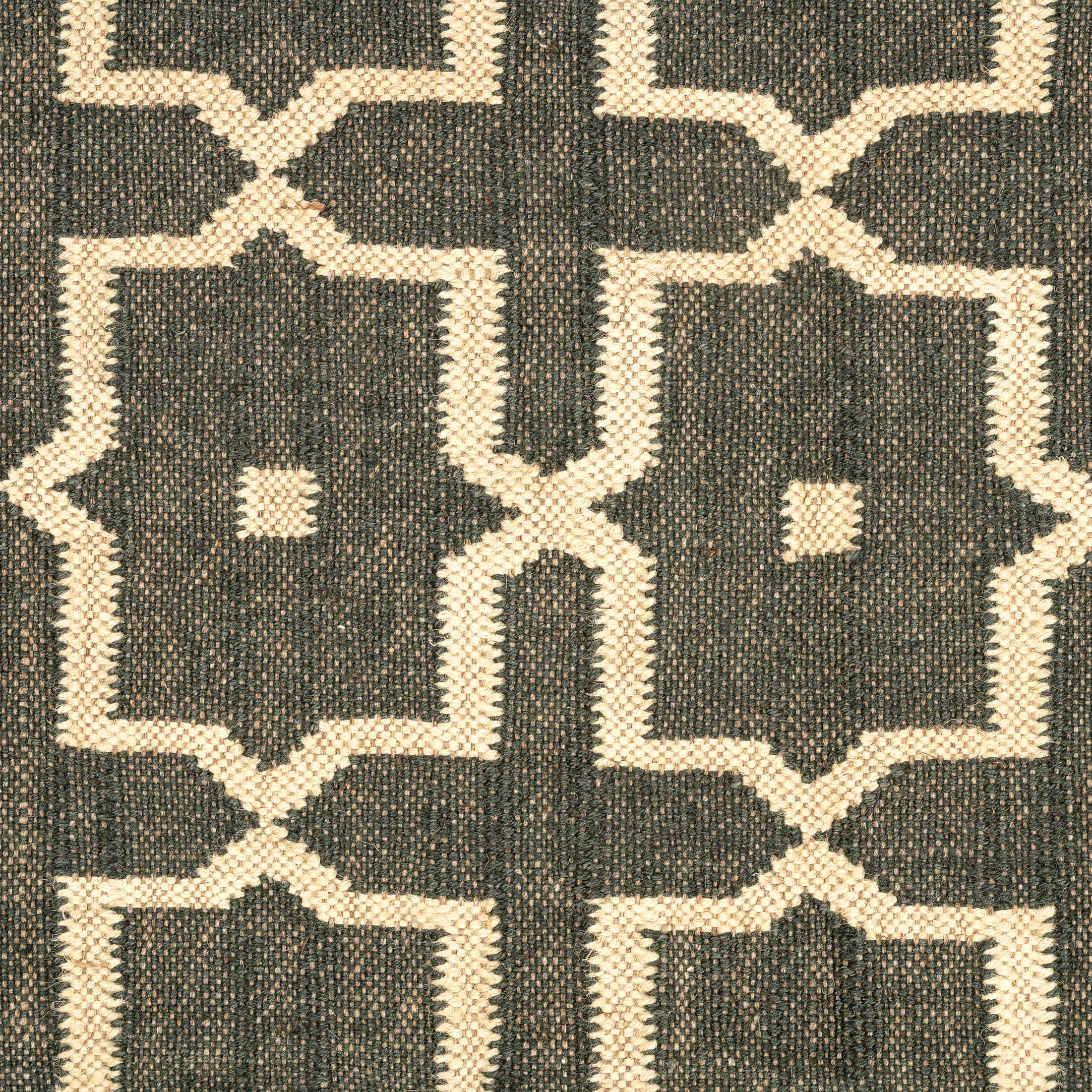 Handwoven Wool Jute Rug - Moroccan Geometric Border Design with Tassels
