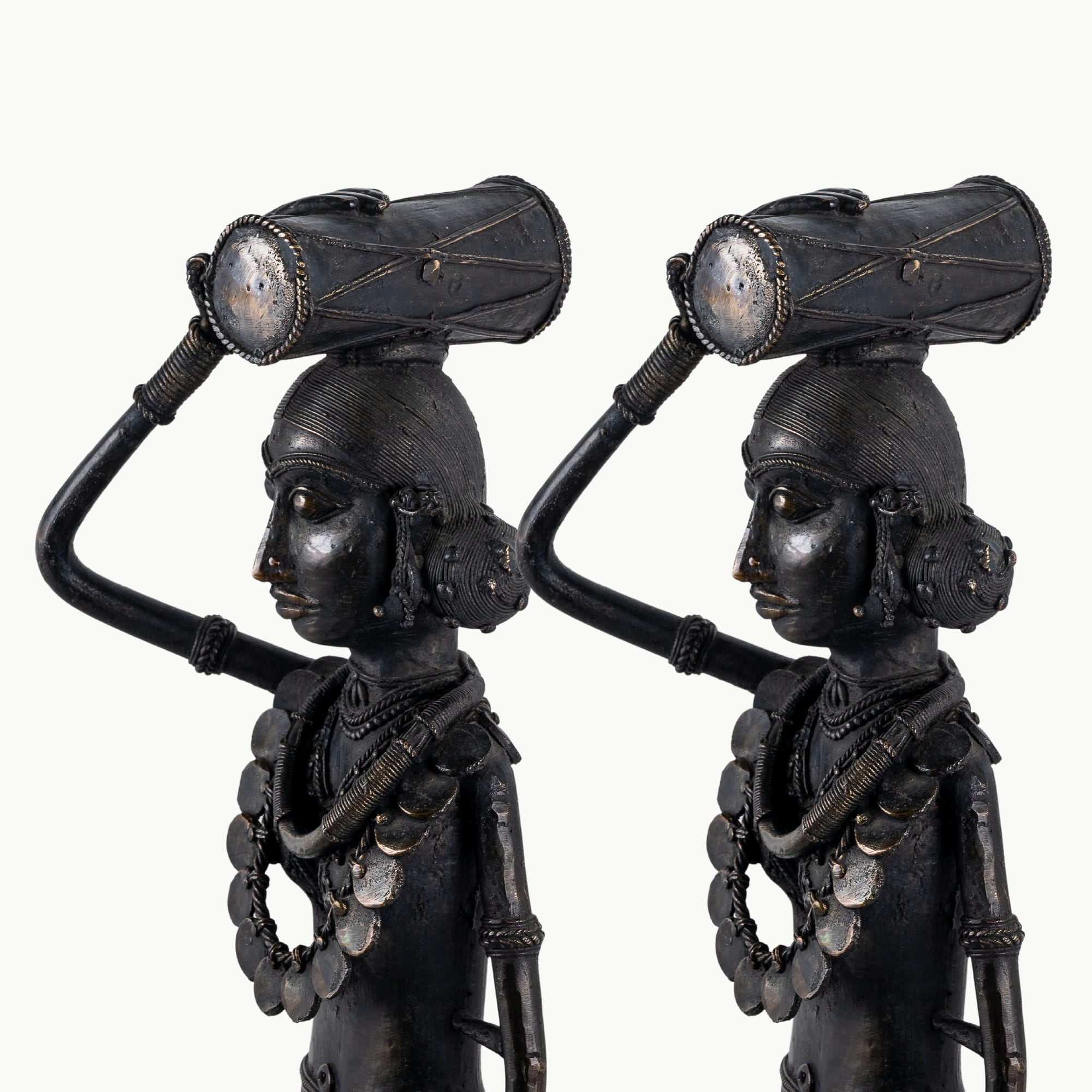 Nomadic couple on work