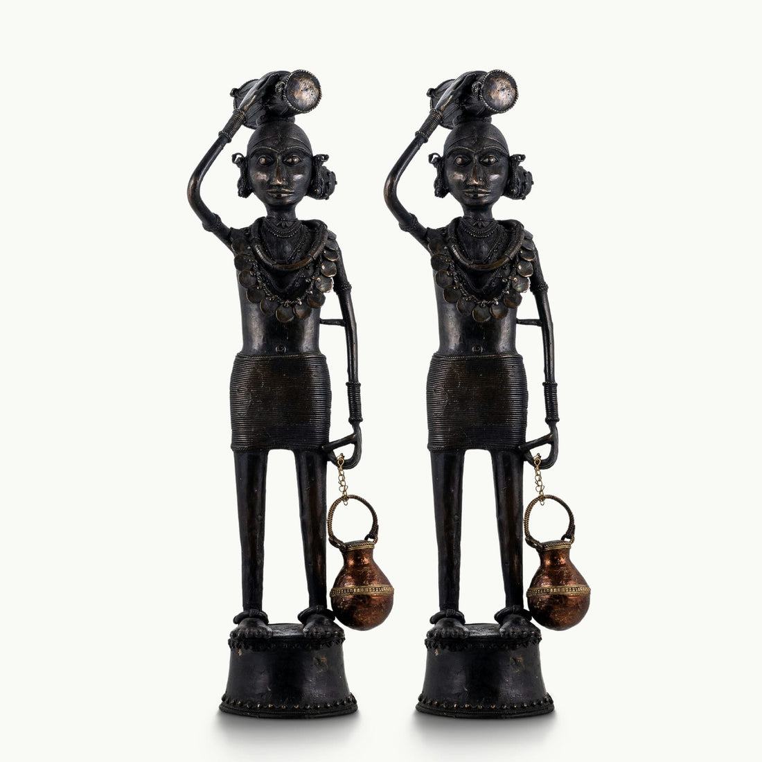 Nomadic couple on work