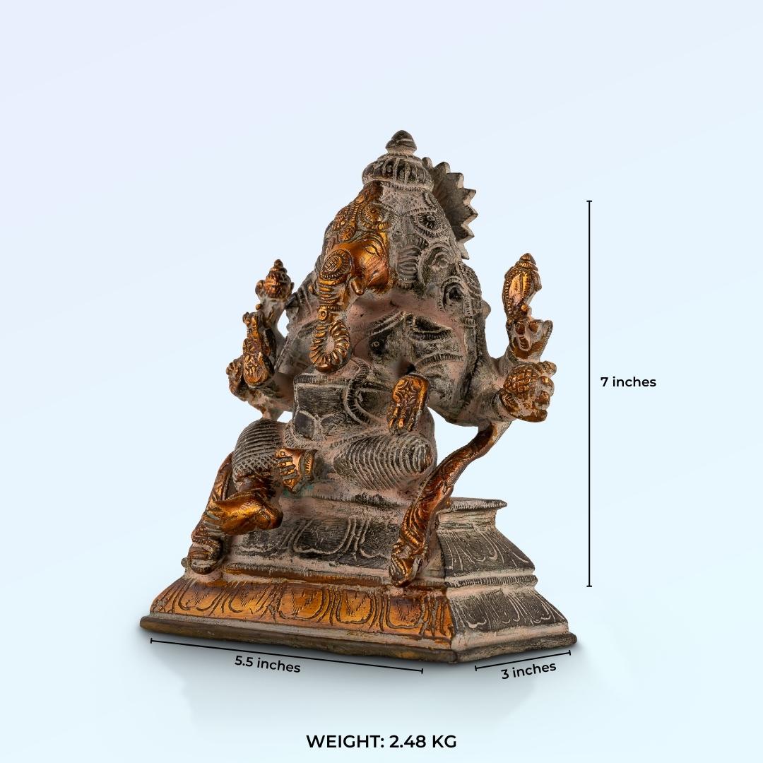 Dual-Tone Brass Ganesha Statue: The Golden Sovereign