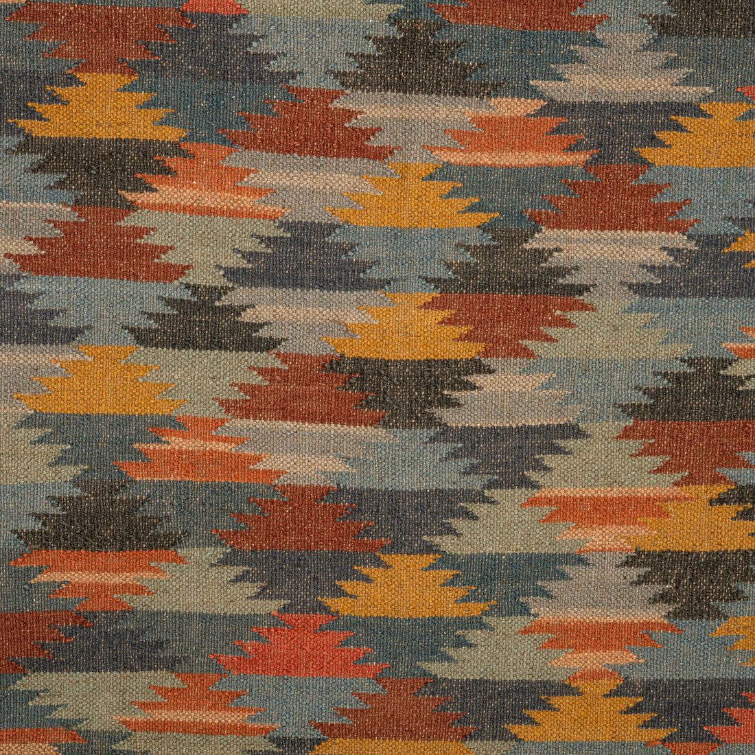 Handwoven Wool Jute Rug – Unique Vertical Diamond Pattern