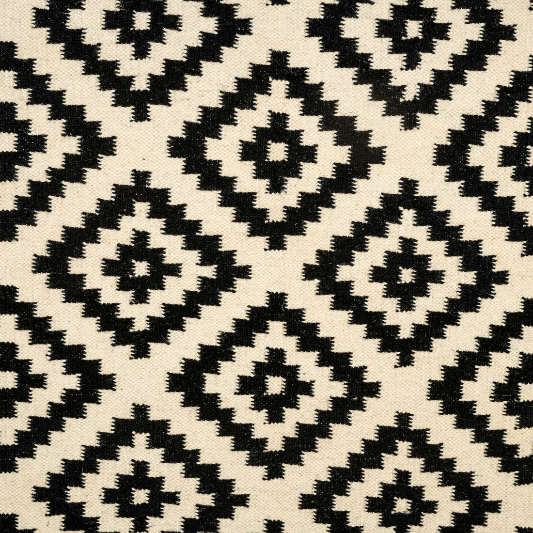 Handwoven Cotton Wool Rug – Black and Ivory Diamond Geometric Pattern