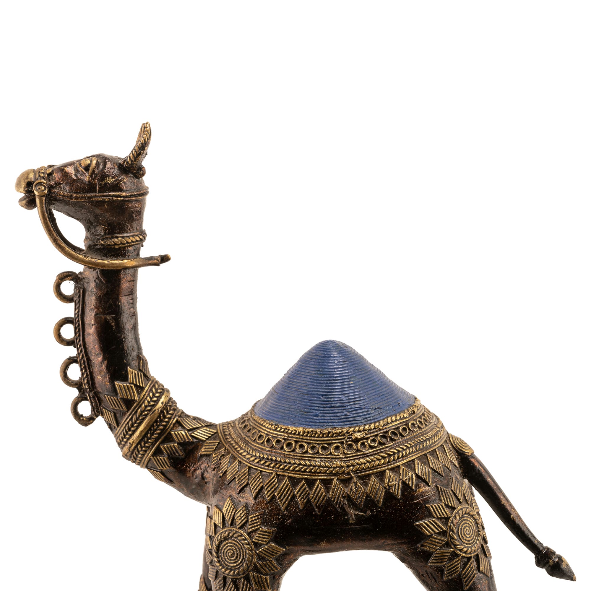 Premium metal desert wanderer statue featuring deep sunburst etchings for a wooden bookshelf or office display.