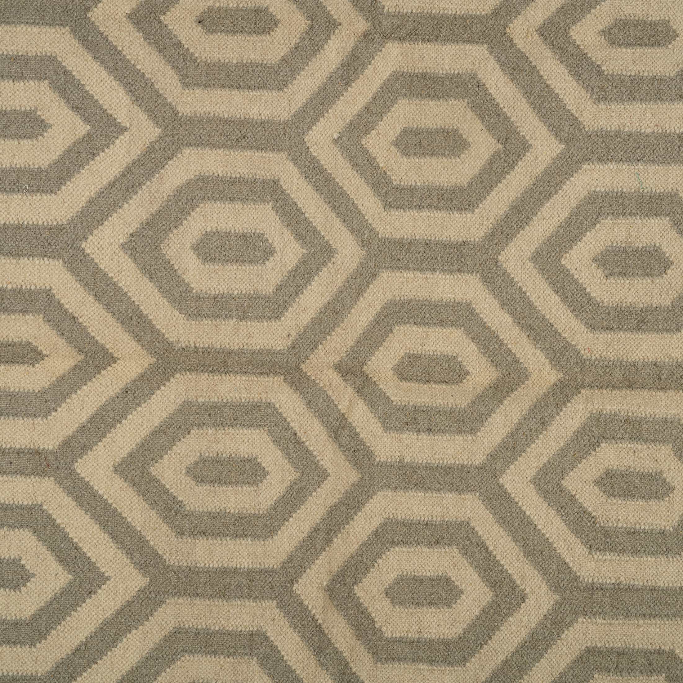 Handcrafted Cotton Wool Rug