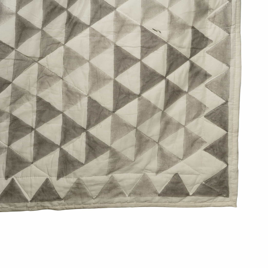 Monochrome 3D Pyramid Coverlet