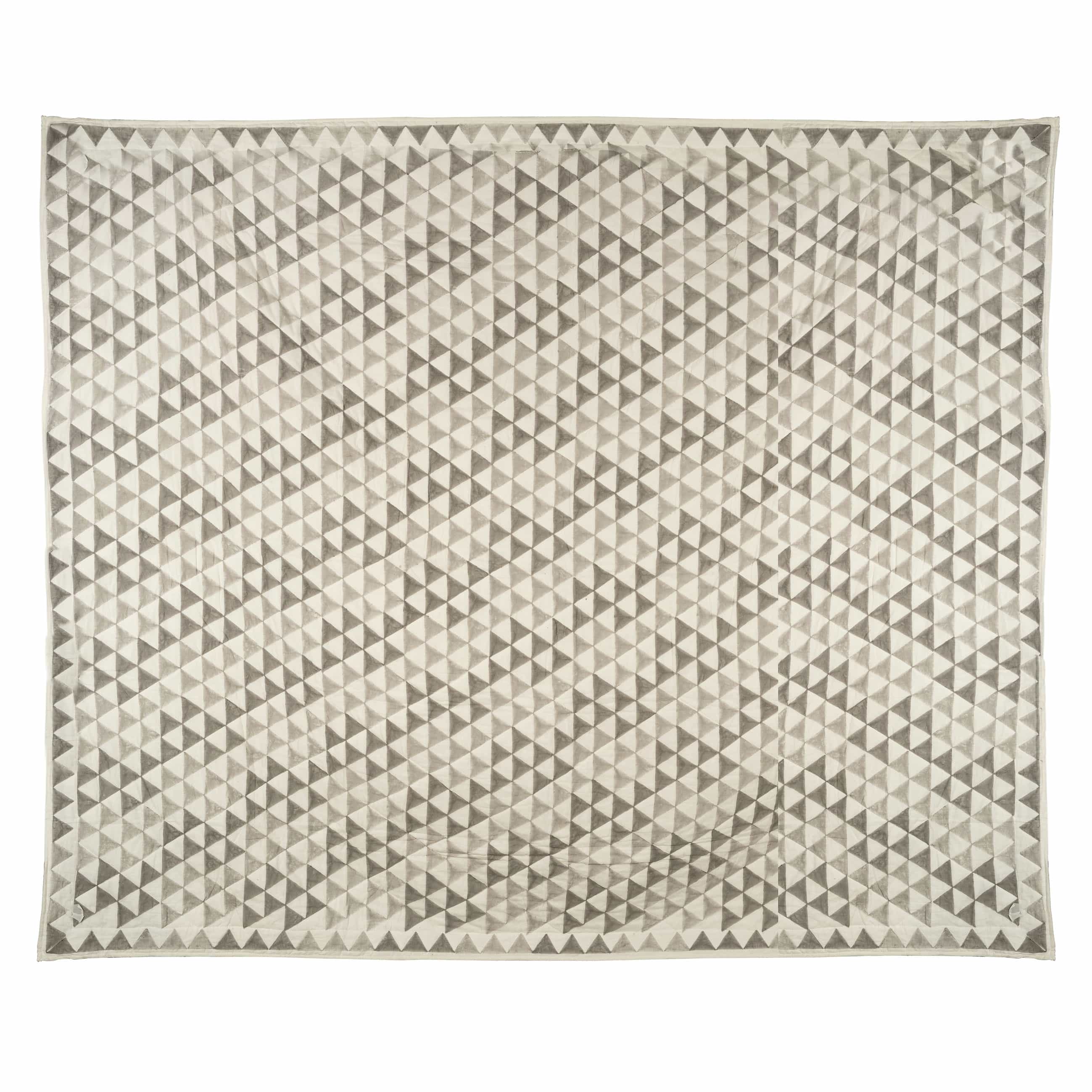 Monochrome 3D Pyramid Coverlet