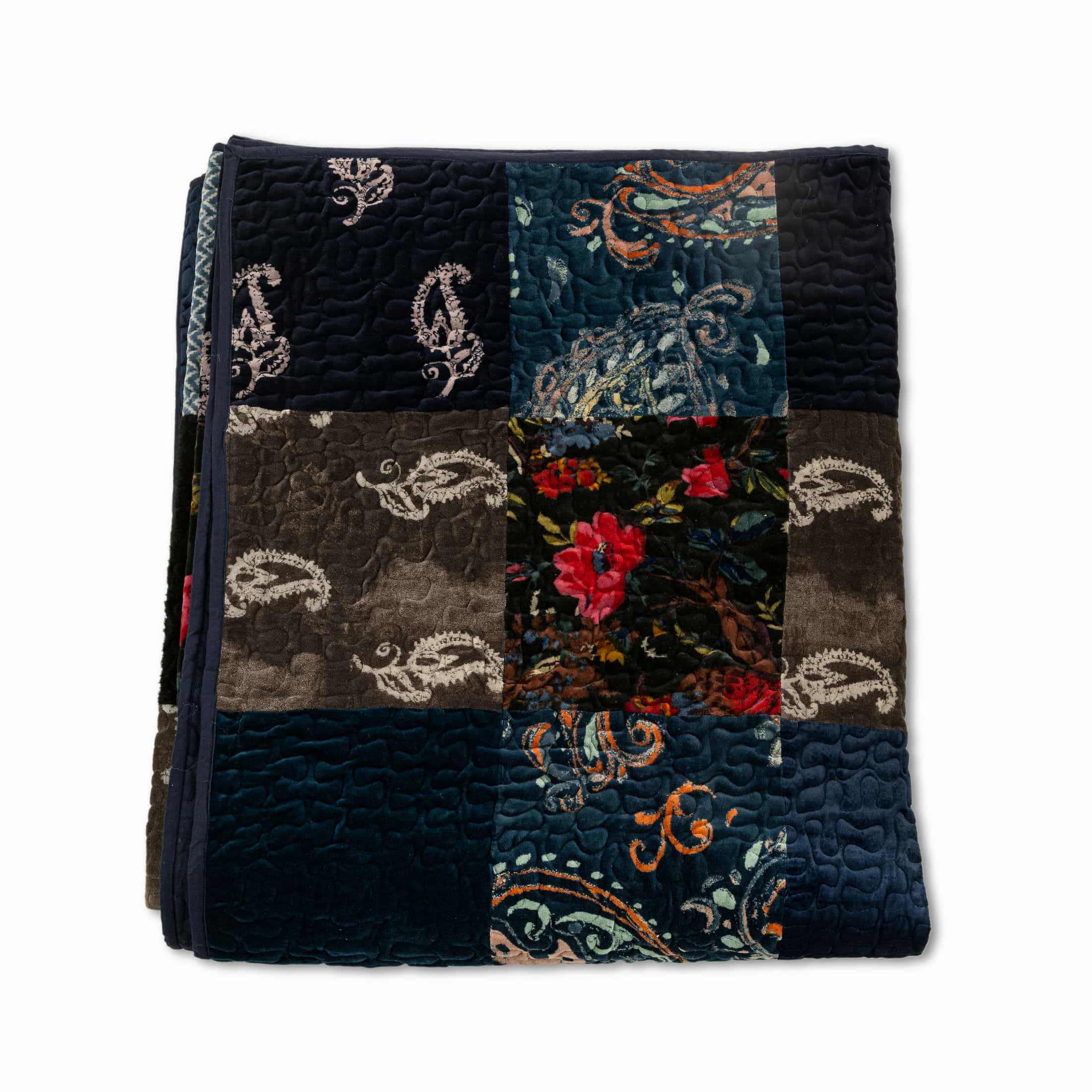 Luxurious Patchwork Quilted Velvet Bedcover Set with Pillow Covers