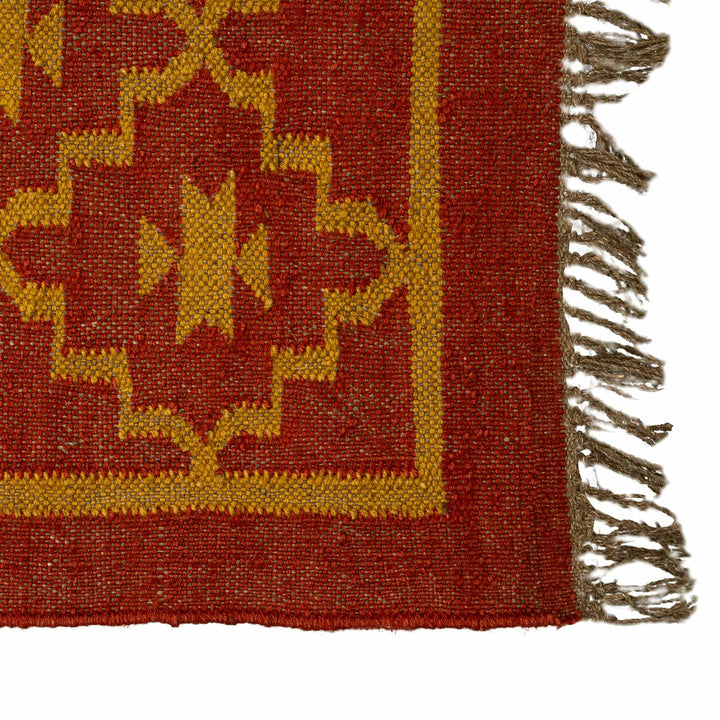 Handcrafted Cotton Wool Rug with Traditional Geometric Pattern