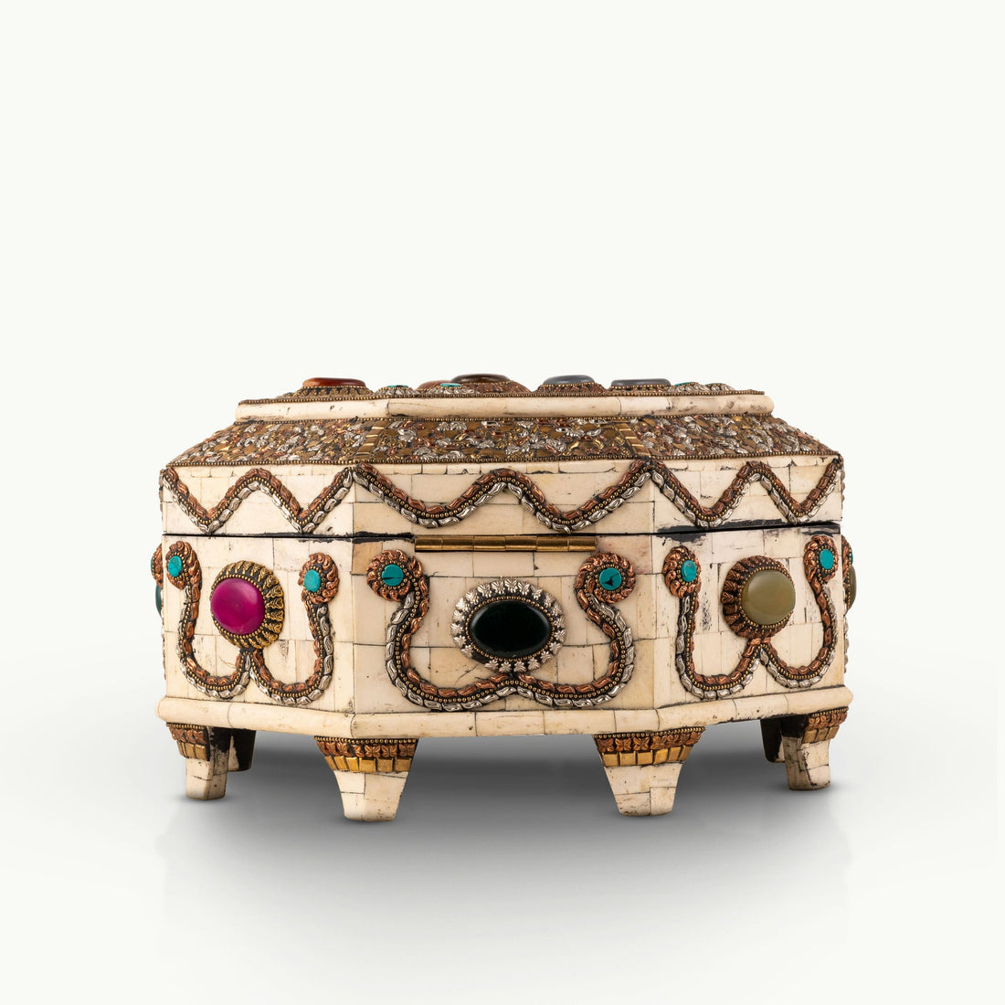 Large Wire Inlay Bone Box adorned with heavy amethyst stones for a mirrored dressing table.