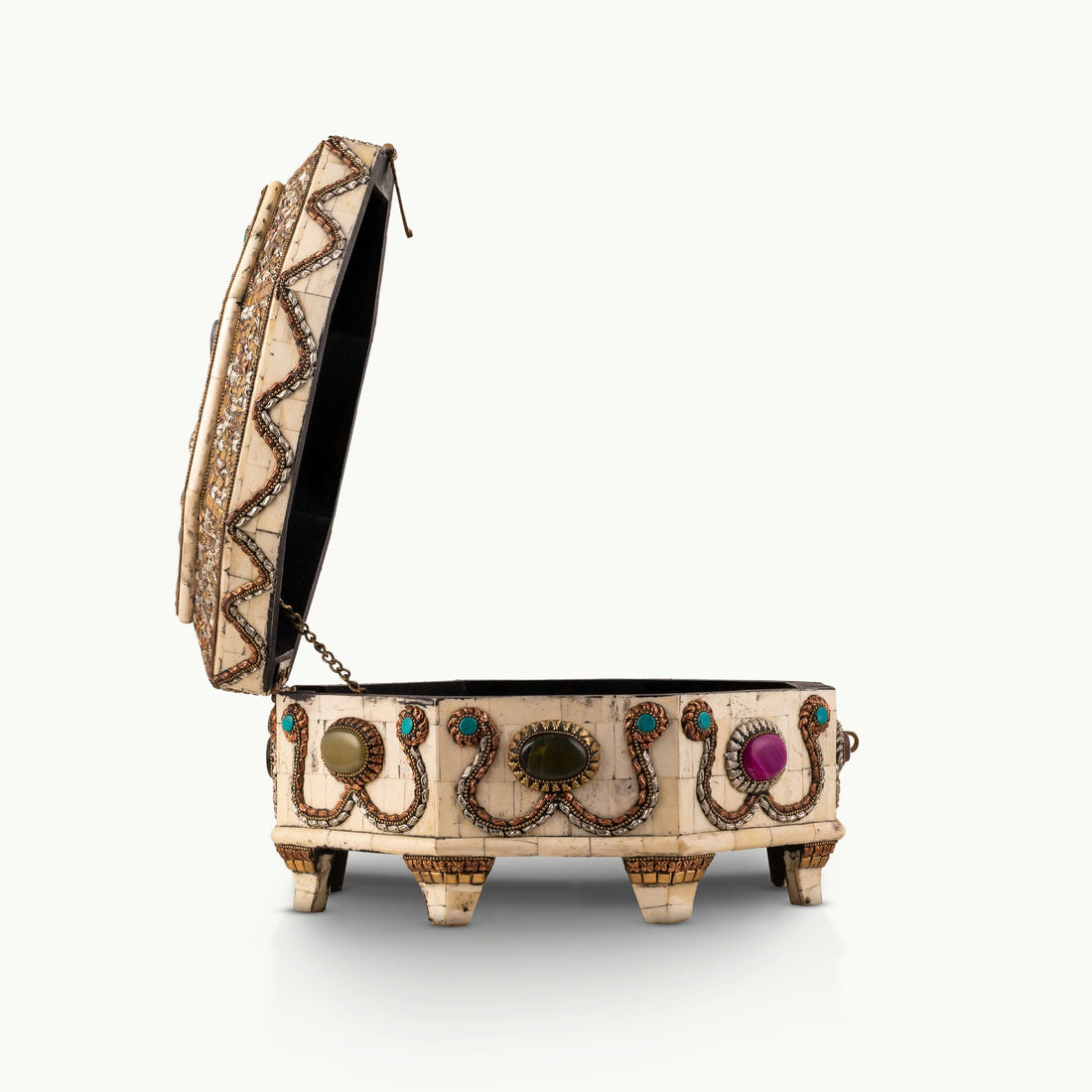 Large Wire Inlay Bone Box adorned with heavy amethyst stones for a mirrored dressing table.