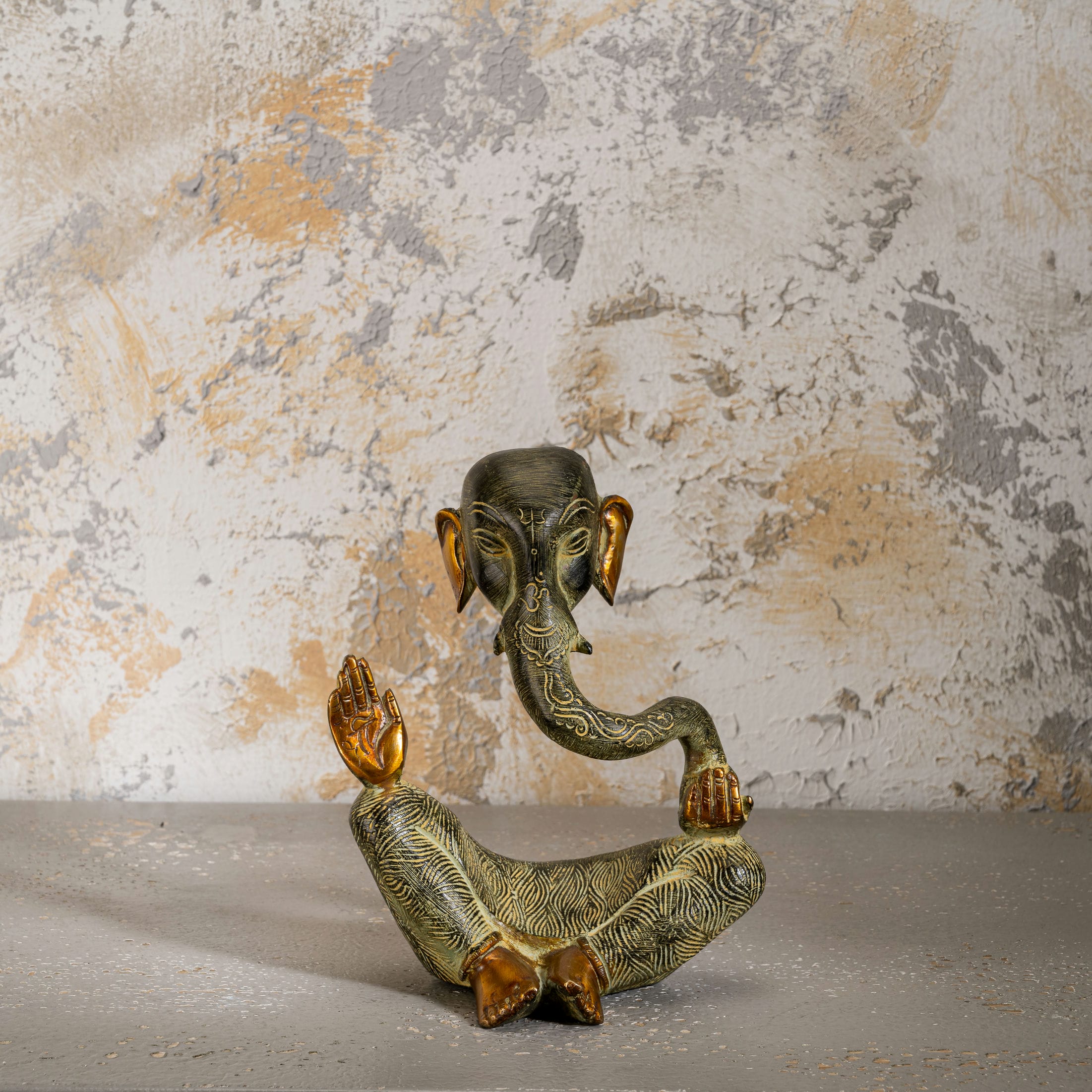 Abstract Brass Ganesha Sculpture: The Minimalist Sovereign