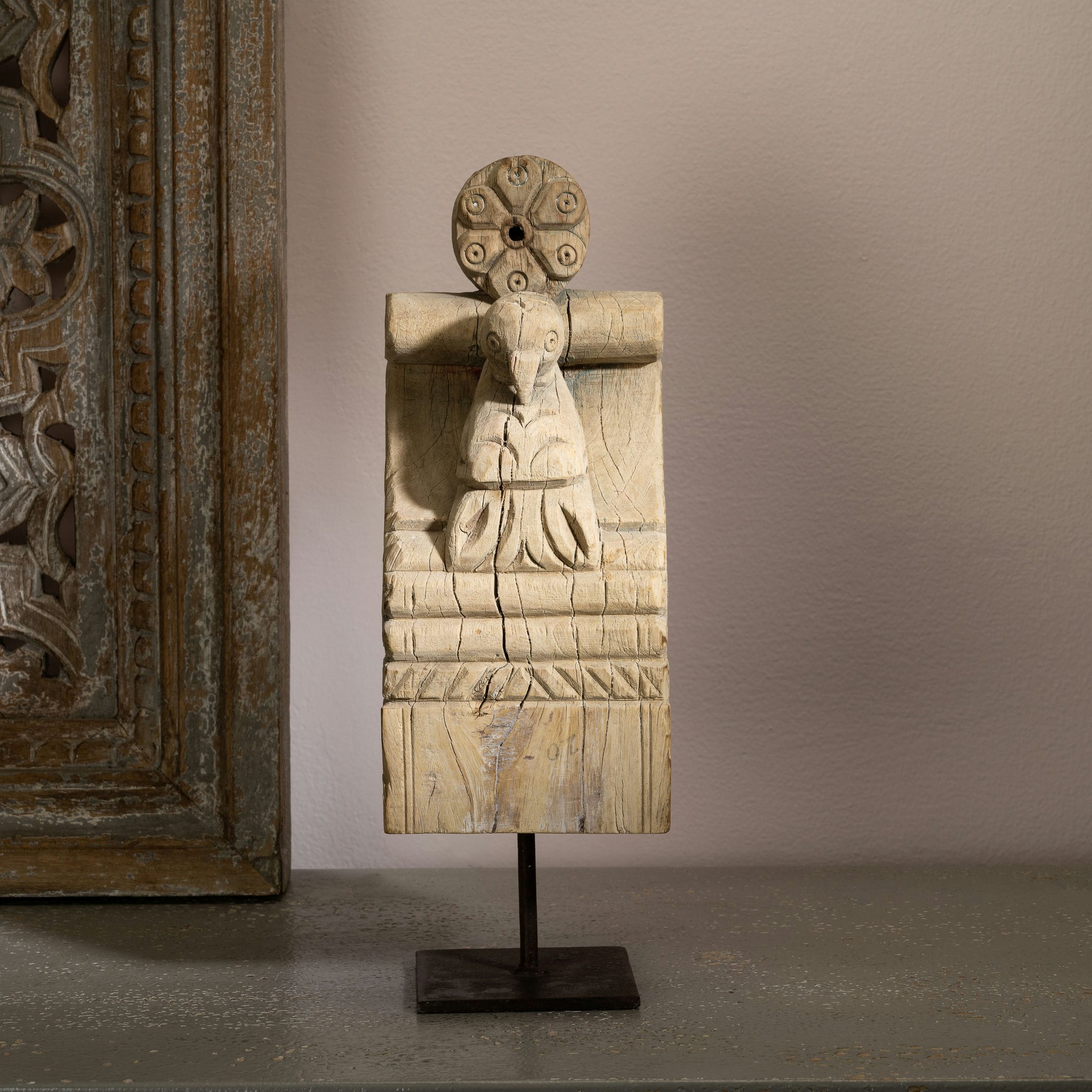 Wooden decorative bracket