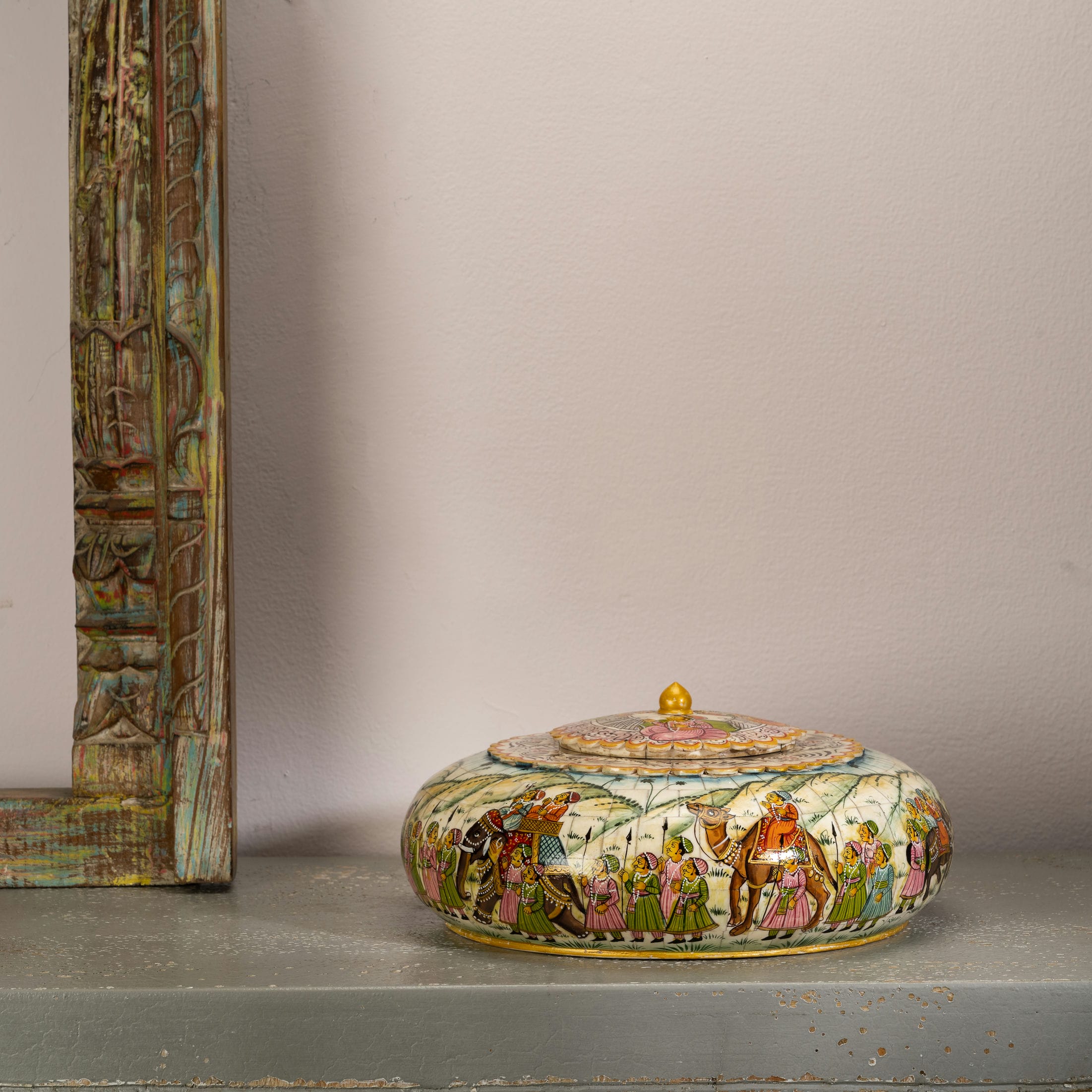 Wide Painted Bone Royal Caravan Box: The Royal Caravan
