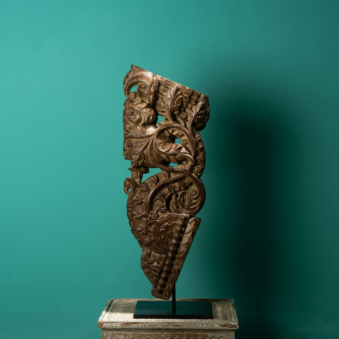 Carved Wooden Haveli Bracket: The Avian Sentinel