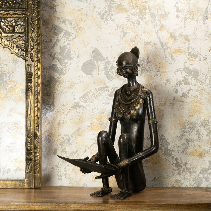 Nomadic Style Lady Statue
