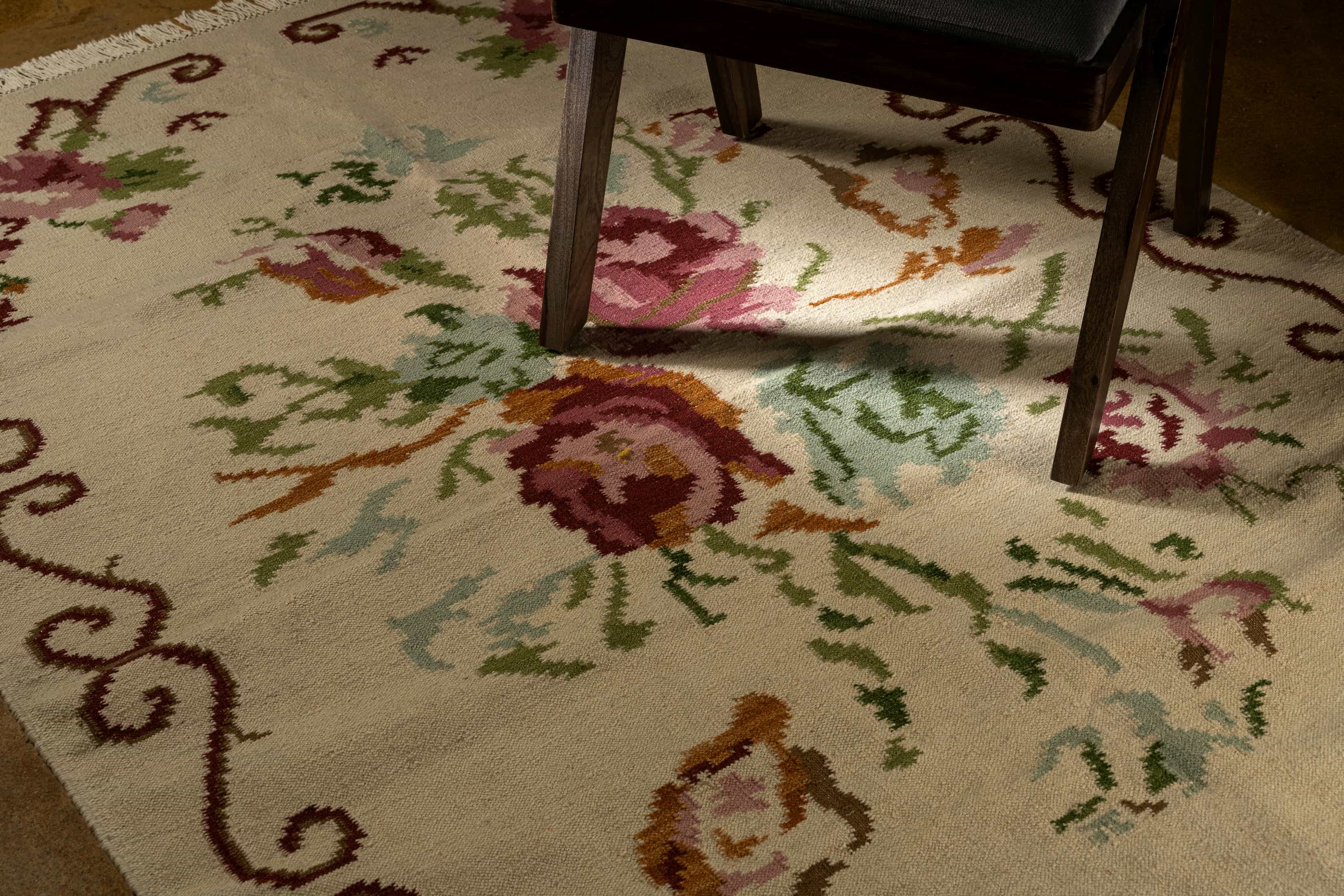 Vintage Floral Cotton Wool Rug – Hand-Tufted Botanical Elegance