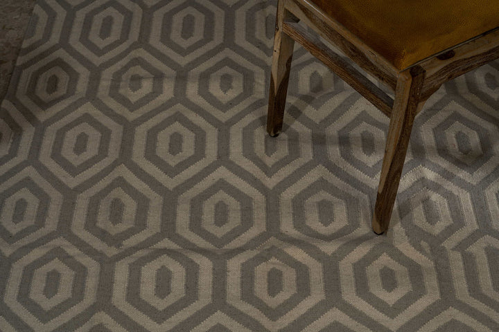 Handcrafted Cotton Wool Rug