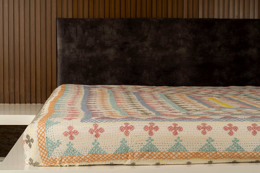 Hand-Embroidered Cotton Bedcover – Modern Artistry for Contemporary Homes