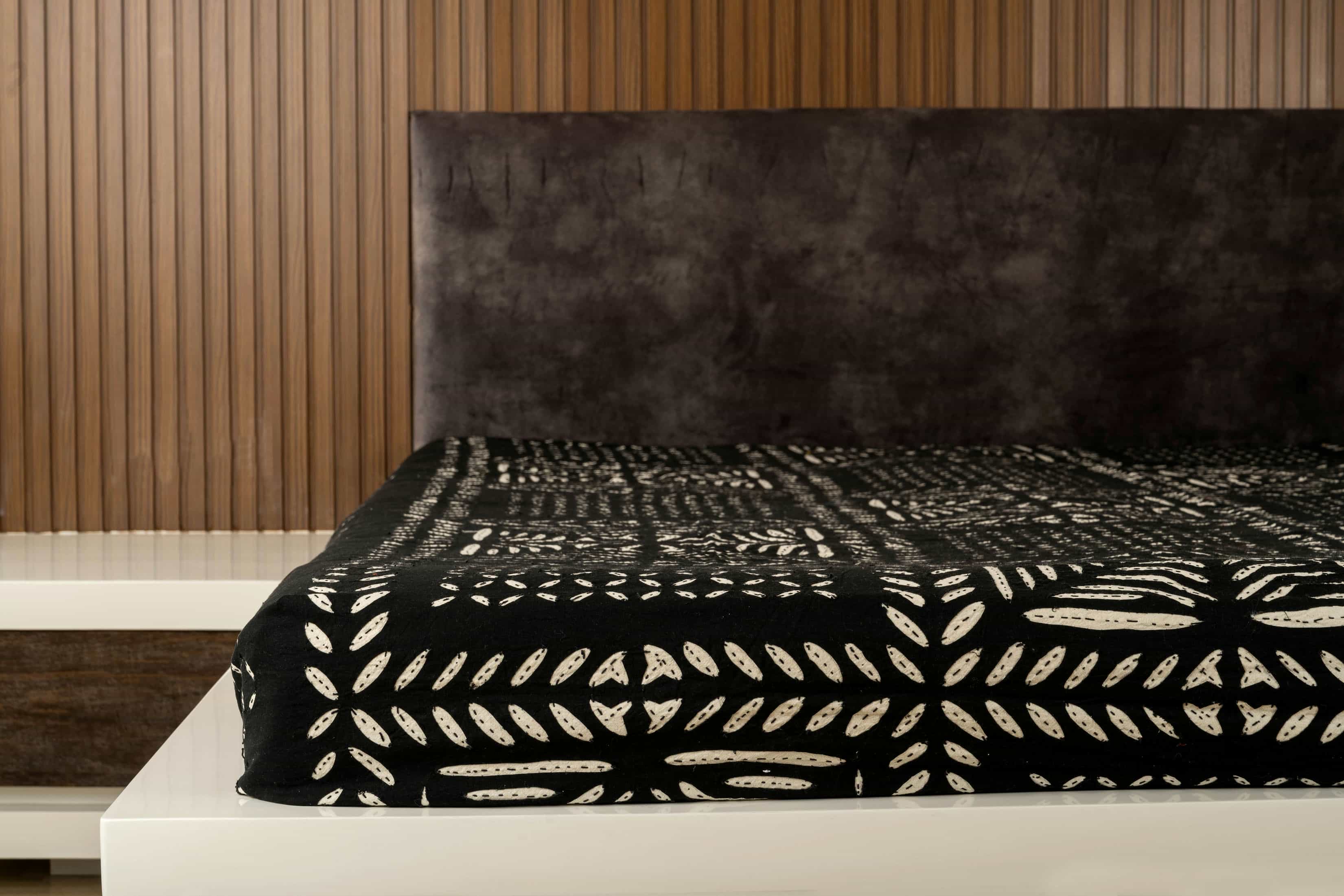 Global Geometric Statement Coverlet